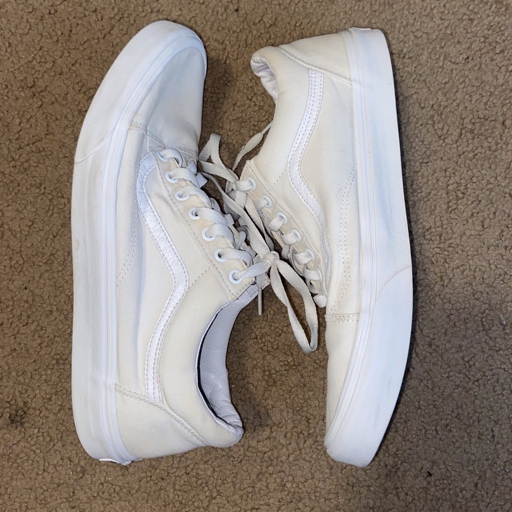 Size 12 men’s white vans